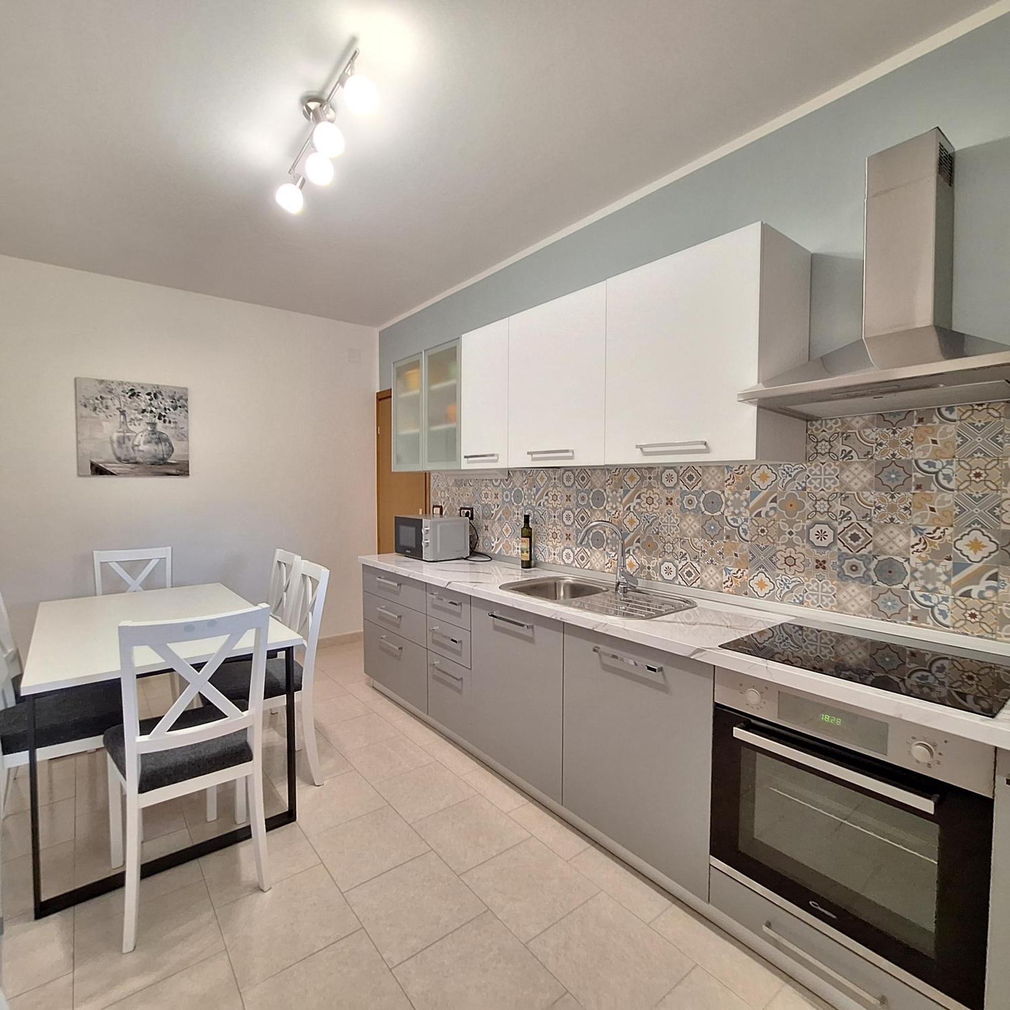 Apartment Mita グロジュニャン エクステリア 写真